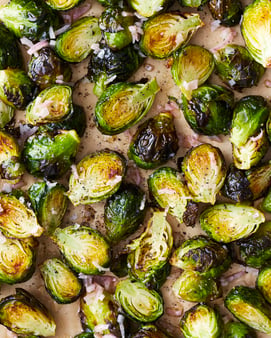 k_Photo_Recipes_2020-03-Air-Fryer-Brussels-Sprouts_2020_everydayfood_airfryer_brusselssprouts2_096