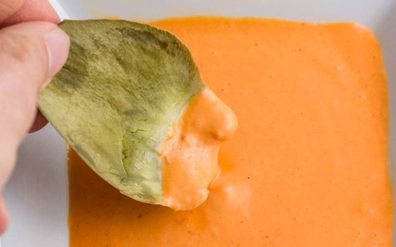 Roasted Red Pepper Aioli for Dipping Artichokes