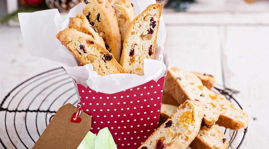 Traditional Anise Biscotti with Fennel